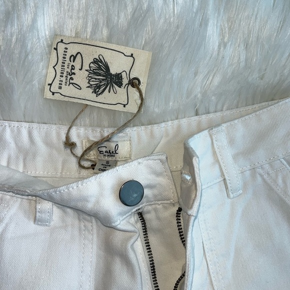 🆕 EASEL Love Stitch White Denim Patchwork Frayed Edge Shorts Cotton Size Small - Picture 4 of 13